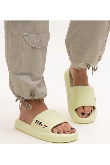 Chinelo de espuma verde Ciarsa 2