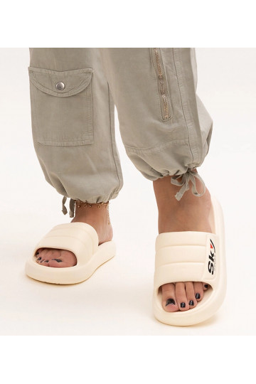 Chinelo de espuma bege Ciarsa
