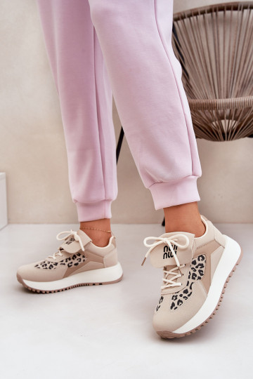 Batelas esportivos Sneakers modelo feminino com plataforma em estampa de pele de leopardo na cor areia Pumbes