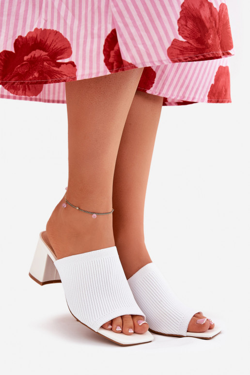 Chinelos femininos com salto Typu Słupek cor branca EMenilan Chinelos femininos com salto Typu Słupek cor branca EMenilan
