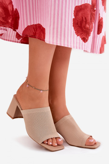 Chinelos femininos com salto Typu Słupek bege EMenilan