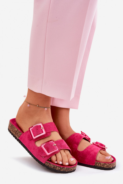 Chinelos femininos com fivelas Com sola de cortiça cor rosa com coraçõesle Chinelos femininos com fivelas Com sola de cortiça cor rosa com coraçõesle
