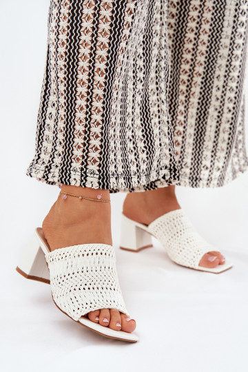 Chinelos femininos Com trança com salto cor branca Ciariloria 2