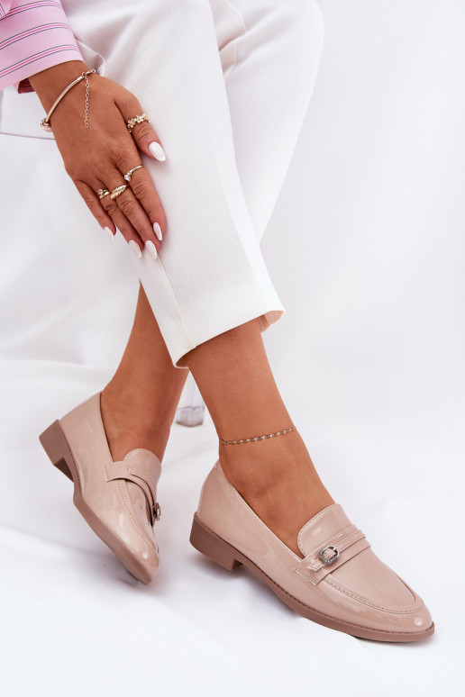 Mocassins lacados Feminino decorar com fivelas bege Mollan