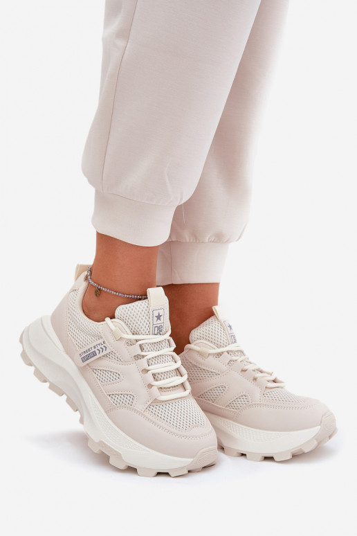 tênis À modalo de tênis Feminino Em uma sola grossa bege Prononice tênis À modalo de tênis Feminino Em uma sola grossa bege Prononice