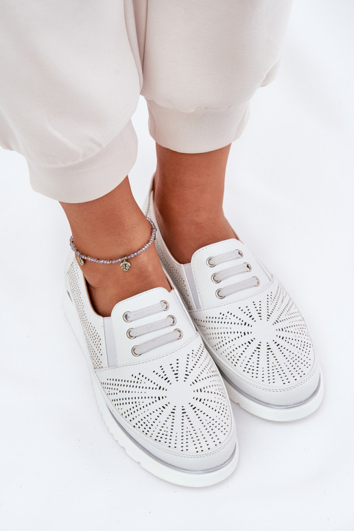 sapato Feminino Um modelo atraente com elementos abertos cor branca Azethia sapato Feminino Um modelo atraente com elementos abertos cor branca Azethia
