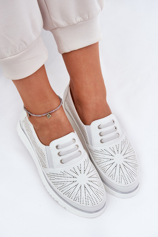 sapato Feminino Um modelo atraente com elementos abertos cor branca Azethia sapato Feminino Um modelo atraente com elementos abertos cor branca Azethia