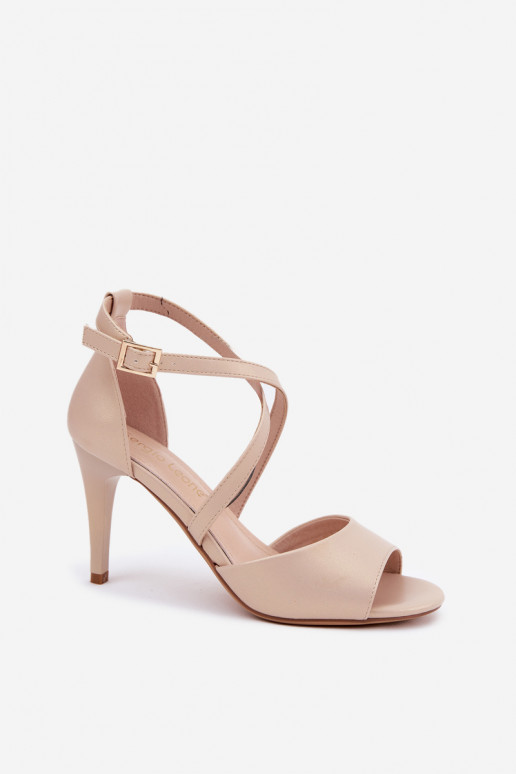 sandálias da moda com salto fino cor dourada Loressa sandálias da moda com salto fino cor dourada Loressa