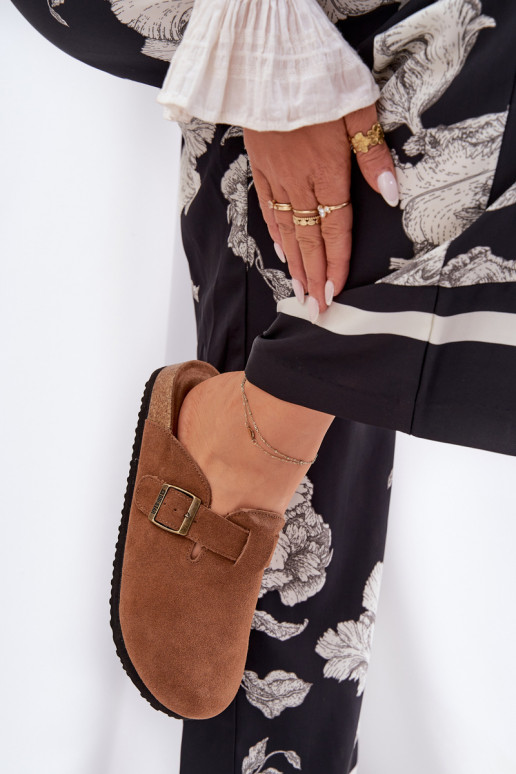 chinelos de camurça Tamancos Feminino com fivelas Big Star RR274A387 cor marrom