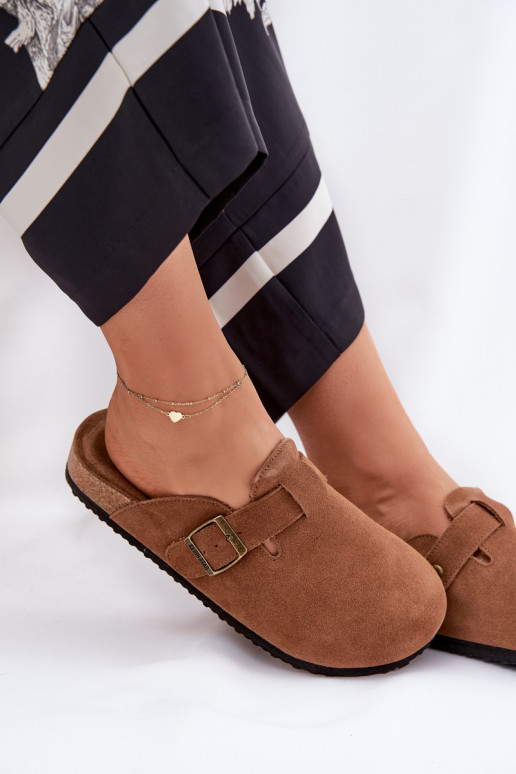 chinelos de camurça Tamancos Feminino com fivelas Big Star RR274A387 cor marrom