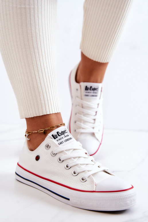 Sapatos femininos Lee Cooper LCEM-22-31-0875L cor branca Sapatos femininos Lee Cooper LCEM-22-31-0875L cor branca