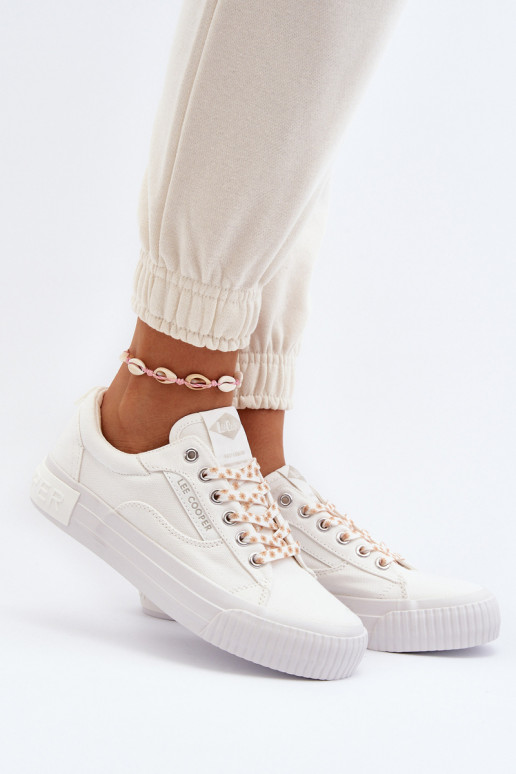 Sapatos femininos Lee Cooper LCEM-24-31-2170 cor branca Sapatos femininos Lee Cooper LCEM-24-31-2170 cor branca