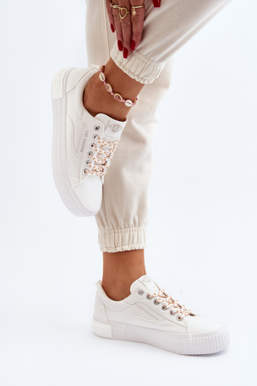 Sapatos femininos Lee Cooper LCEM-24-31-2170 cor branca Sapatos femininos Lee Cooper LCEM-24-31-2170 cor branca