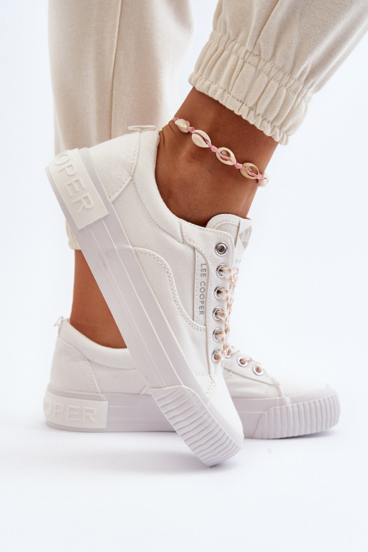 Sapatos femininos Lee Cooper LCEM-24-31-2170 cor branca Sapatos femininos Lee Cooper LCEM-24-31-2170 cor branca