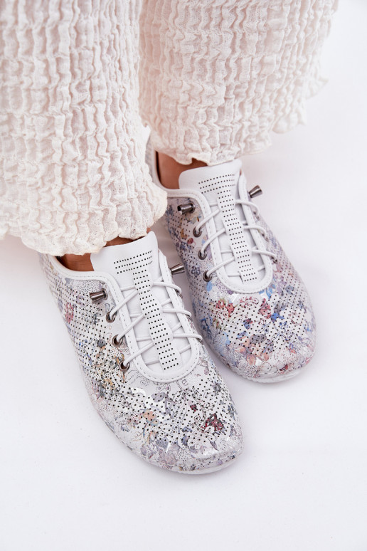 sapato Feminino Feito de couro natural Estampado Artiker 56C2688 cor branca sapato Feminino Feito de couro natural Estampado Artiker 56C2688 cor branca