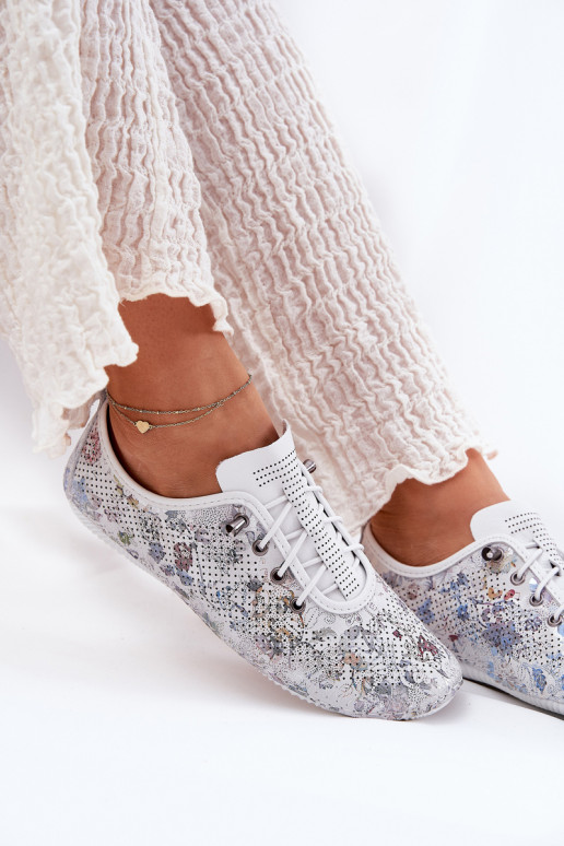 sapato Feminino Feito de couro natural Estampado Artiker 56C2688 cor branca sapato Feminino Feito de couro natural Estampado Artiker 56C2688 cor branca