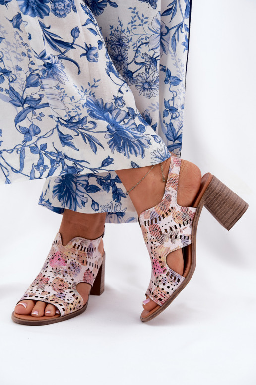 com elementos abertos Sandálias femininas de salto alto Cores diferentes Tosine com elementos abertos Sandálias femininas de salto alto Cores diferentes Tosine