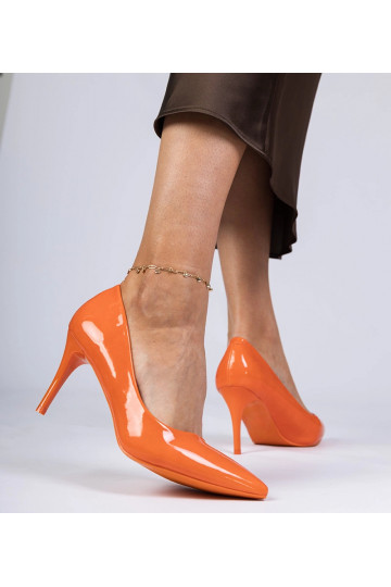 Sapatos femininos laranjas... 2