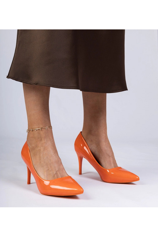 Sapatos femininos laranjas...