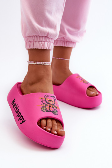 Chinelos femininos rosa sobre plataforma grossa com ursinho