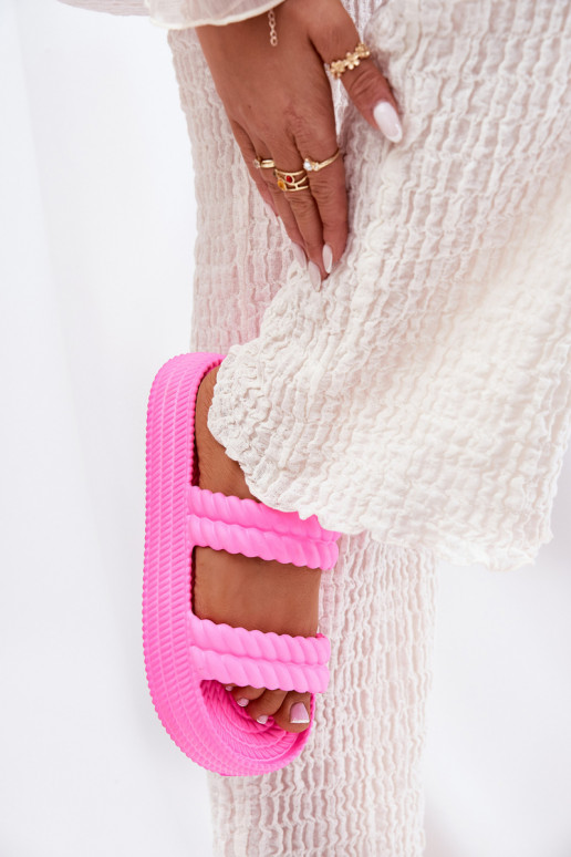 Chinelos leves  Chinelos femininos com uma plataforma S.Barski ZK51-001 cor rosa