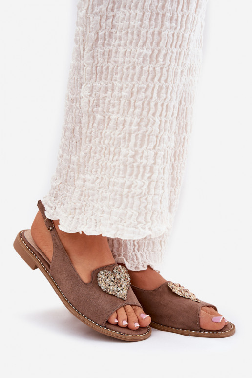 Sandálias femininas Com decorações com coraçõesm S.Barski KV27-018 bege Sandálias femininas Com decorações com coraçõesm S.Barski KV27-018 bege