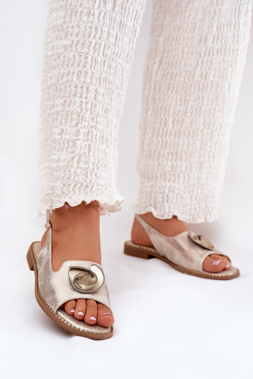 com brilho Sandálias femininas com enfeites S.Barski KV51-006 cor dourada com brilho Sandálias femininas com enfeites S.Barski KV51-006 cor dourada