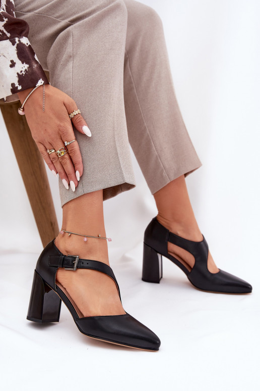 Pele Sapato com salto com fivelas Vinceza 91133 cor preta Pele Sapato com salto com fivelas Vinceza 91133 cor preta