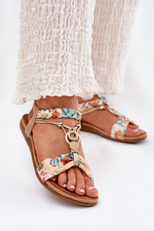 Sandálias rasteiras para mulheres Z Plecionymi Tirasem E decoração Artiker 56C1316 cor dourada