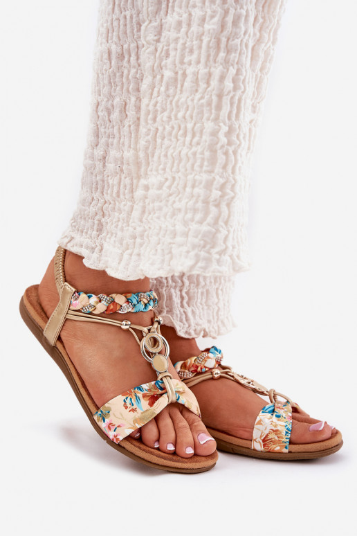 Sandálias rasteiras para mulheres Z Plecionymi Tirasem E decoração Artiker 56C1316 cor dourada