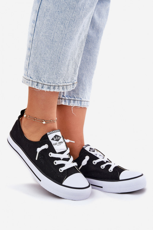 Sapatos de lazer Lee Cooper LCEM-25-02-3299L cor preta  Sapatos de lazer Lee Cooper LCEM-25-02-3299L cor preta