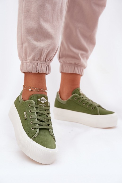 Sapatos de lazer com uma plataforma Lee Cooper LCEM-25-31-3449L cor verde Sapatos de lazer com uma plataforma Lee Cooper LCEM-25-31-3449L cor verde