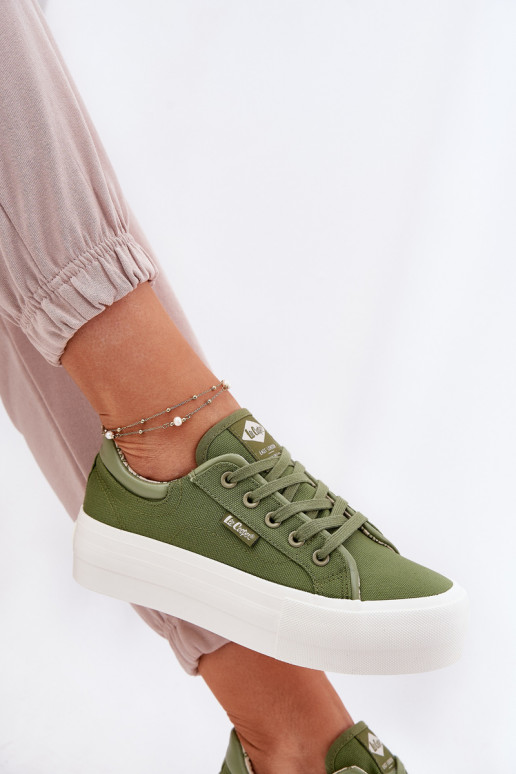 Sapatos de lazer com uma plataforma Lee Cooper LCEM-25-31-3449L cor verde Sapatos de lazer com uma plataforma Lee Cooper LCEM-25-31-3449L cor verde