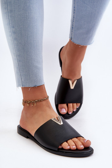 Chinelos femininos Eko Pele com salto largo cor preta Tem que serliha