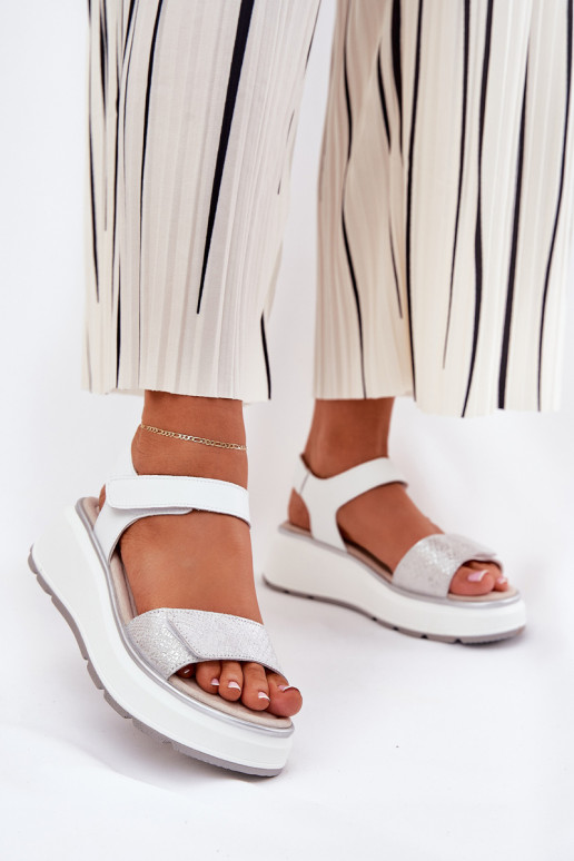 Sandálias femininas Feminino Platformie I Koturnie com fixadores adesivos S.Barski LR51-543 cor prata Sandálias femininas Feminino Platformie I Koturnie com fixadores adesivos S.Barski LR51-543 cor prata