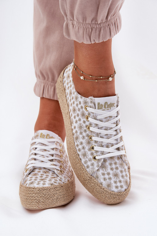 Estampado Sapatos de lazer com uma plataforma Com trança Lee Cooper LCEM-25-08-3648L Branco-cor dourada