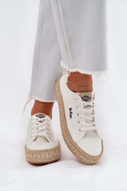 Tênis casuais com cadarços Lee Cooper LCIN-25-44-3217 brancos