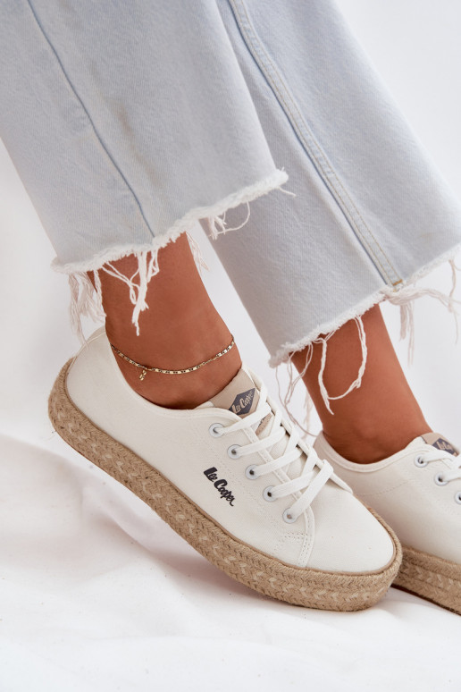 Tênis casuais com cadarços Lee Cooper LCIN-25-44-3217 brancos