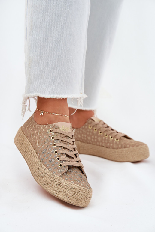 Tênis casuais estampados com plataforma Lee Cooper LCIN-25-08-3646L cor caqui Tênis casuais estampados com plataforma Lee Cooper LCIN-25-08-3646L cor caqui