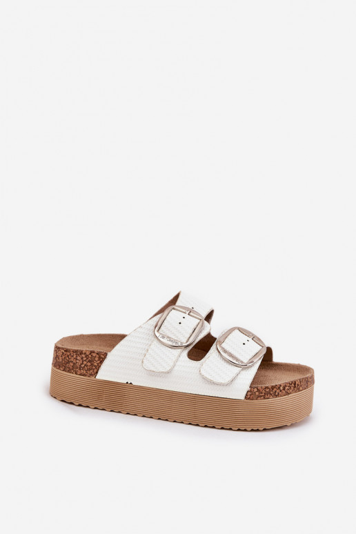 Chinelos femininos Platformie com fivelas Lee Cooper LCEM-25-35-3496L cor branca Chinelos femininos Platformie com fivelas Lee Cooper LCEM-25-35-3496L cor branca