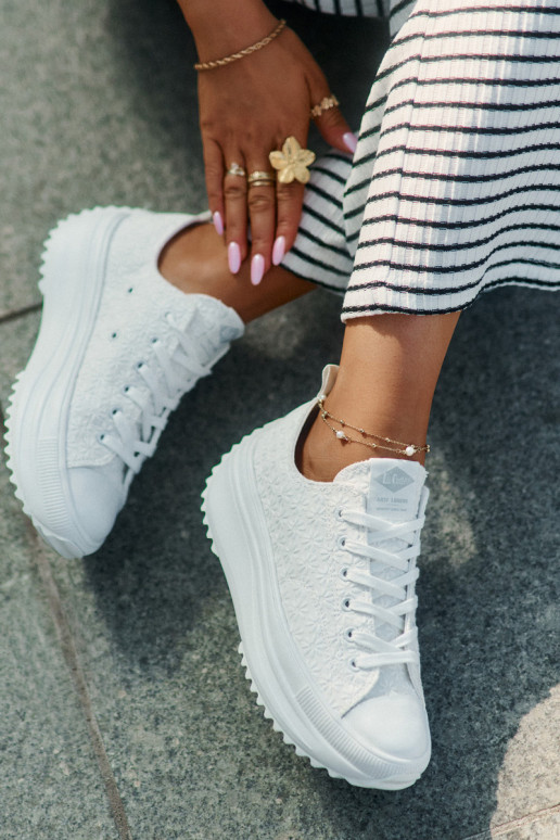 Sapatos de lazer Z Haftem com uma plataforma Lee Cooper LCEM-25-31-3465L cor branca Sapatos de lazer Z Haftem com uma plataforma Lee Cooper LCEM-25-31-3465L cor branca