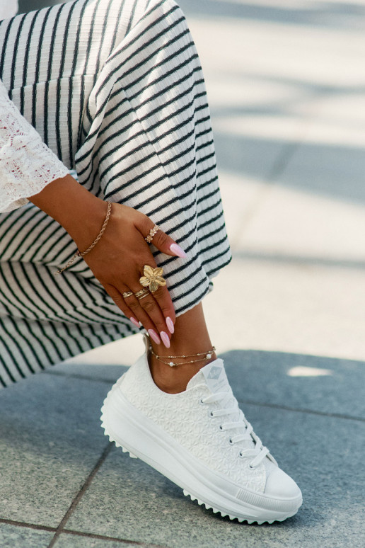 Sapatos de lazer Z Haftem com uma plataforma Lee Cooper LCEM-25-31-3465L cor branca Sapatos de lazer Z Haftem com uma plataforma Lee Cooper LCEM-25-31-3465L cor branca