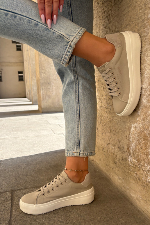  Sapatos de lazer com uma plataforma Big Star RR274465 bege