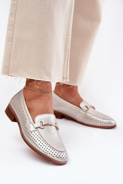 Pele mocassins femininos com enfeites com salto largo S.Barski LR51-594 cor prata Pele mocassins femininos com enfeites com salto largo S.Barski LR51-594 cor prata