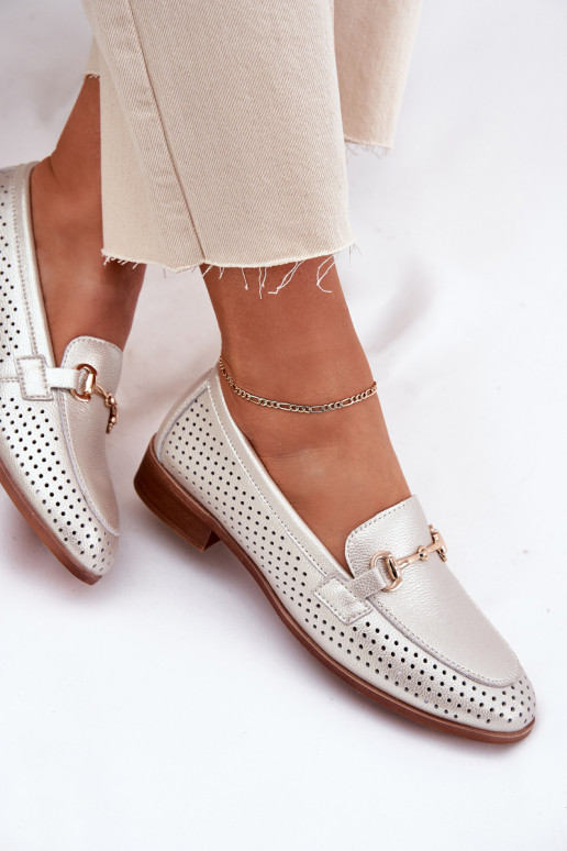 Pele mocassins femininos com enfeites com salto largo S.Barski LR51-594 cor prata Pele mocassins femininos com enfeites com salto largo S.Barski LR51-594 cor prata