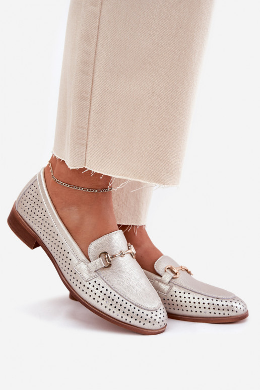 Pele mocassins femininos com enfeites com salto largo S.Barski LR51-594 cor prata Pele mocassins femininos com enfeites com salto largo S.Barski LR51-594 cor prata