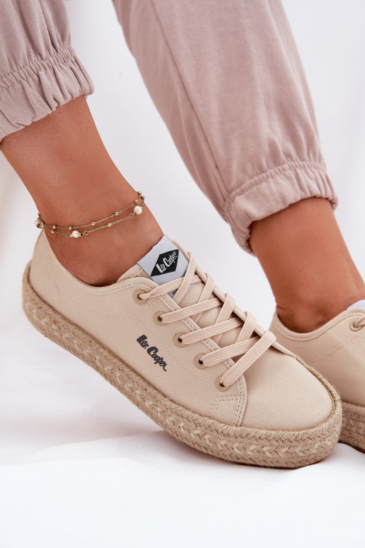 Sapatos de lazer Com trança Lee Cooper LCEM-25-44-3215 bege Sapatos de lazer Com trança Lee Cooper LCEM-25-44-3215 bege