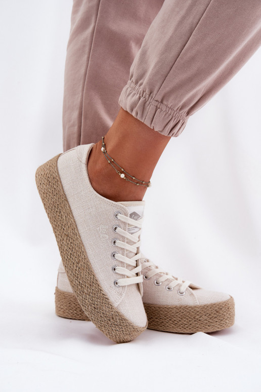 Sapatos de lazer com uma plataforma Com trança Lee Cooper LCEM-25-02-3284 cor de marfim Sapatos de lazer com uma plataforma Com trança Lee Cooper LCEM-25-02-3284 cor de marfim