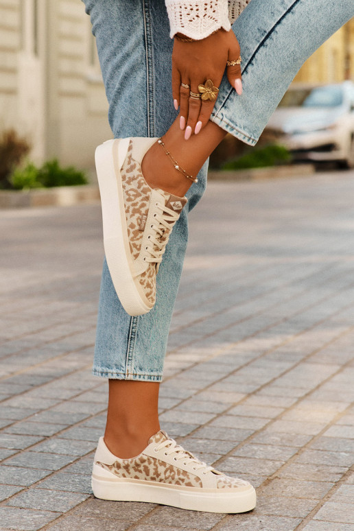 Baixo Sapatos de lazer com padrões de pele de leopardo Lee Cooper LCEM-25-02-3330L bege Baixo Sapatos de lazer com padrões de pele de leopardo Lee Cooper LCEM-25-02-3330L bege