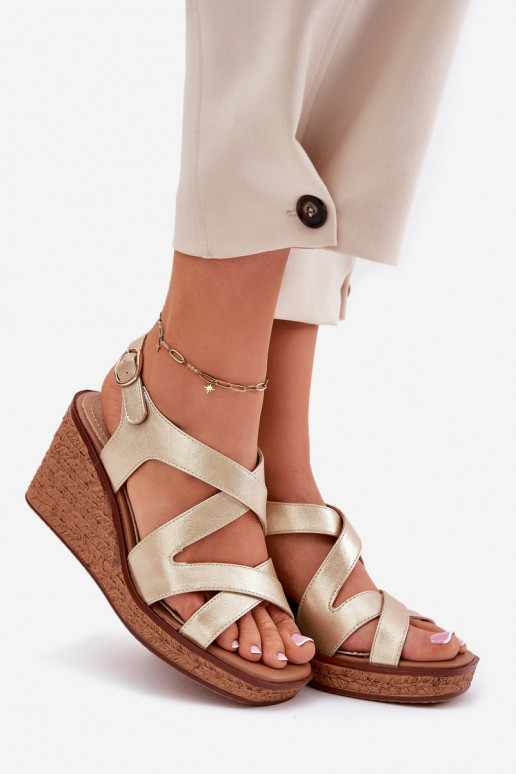Sandálias femininas Em uma cunha Sergio Leone SK223 cor dourada